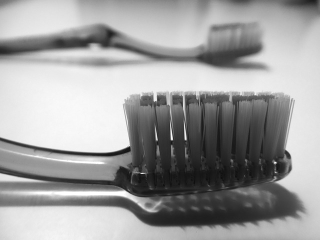 Fra manuel til elektrisk: Hvorfor AEG's tandbørste vil forbedre din tandpleje-rutine